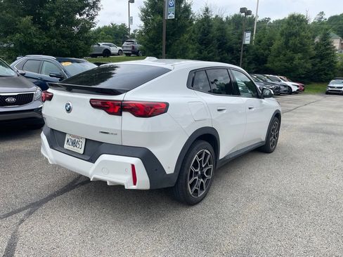 Used 2025 BMW X2 xDrive28i AWD/4WD image 5