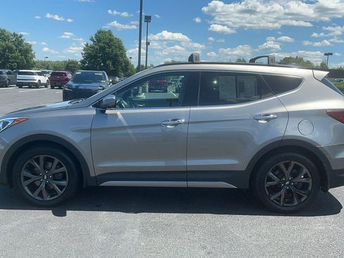 Used 2018 Hyundai Santa Fe Sport w/ 2.0T Ultimate Tech Package 05 AWD/4WD image 14