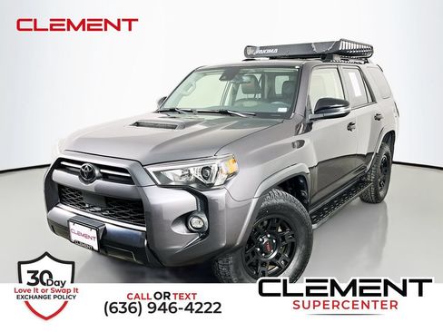 Used 2021 Toyota 4Runner Venture AWD/4WD image 1