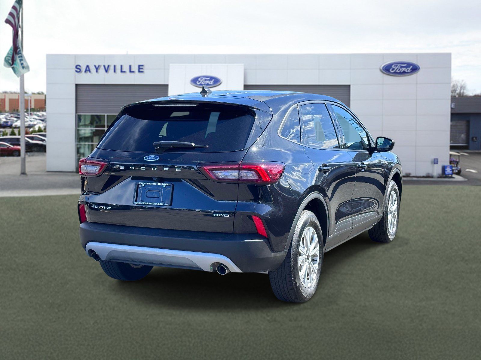 Used 2025 Ford Escape Active AWD/4WD image 5