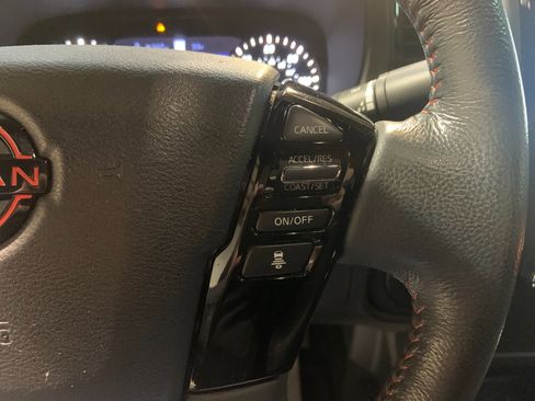 Used 2022 Nissan Frontier PRO-4X w/ Technology Package image 22