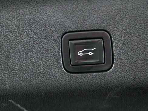 Used 2022 GMC Yukon SLT w/ SLT Premium Package AWD/4WD image 35