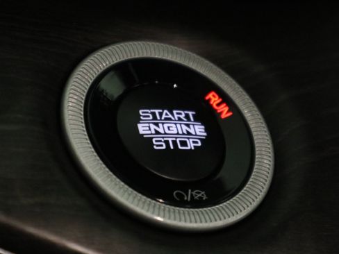 New 2025 Jeep Grand Cherokee L Limited image 34