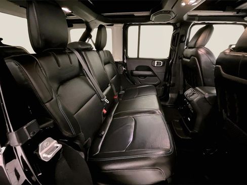 Used 2022 Jeep Wrangler Unlimited Rubicon 4xe image 21