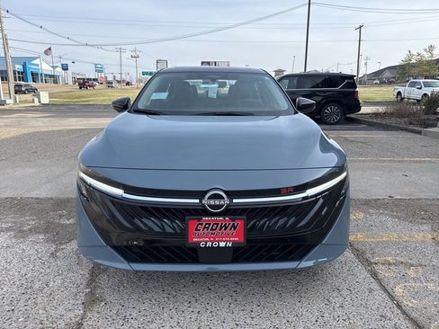 New 2026 Nissan Sentra SR image 9