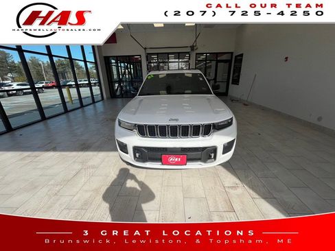 Used 2021 Jeep Grand Cherokee L Overland w/ Luxury Tech Group IV image 9