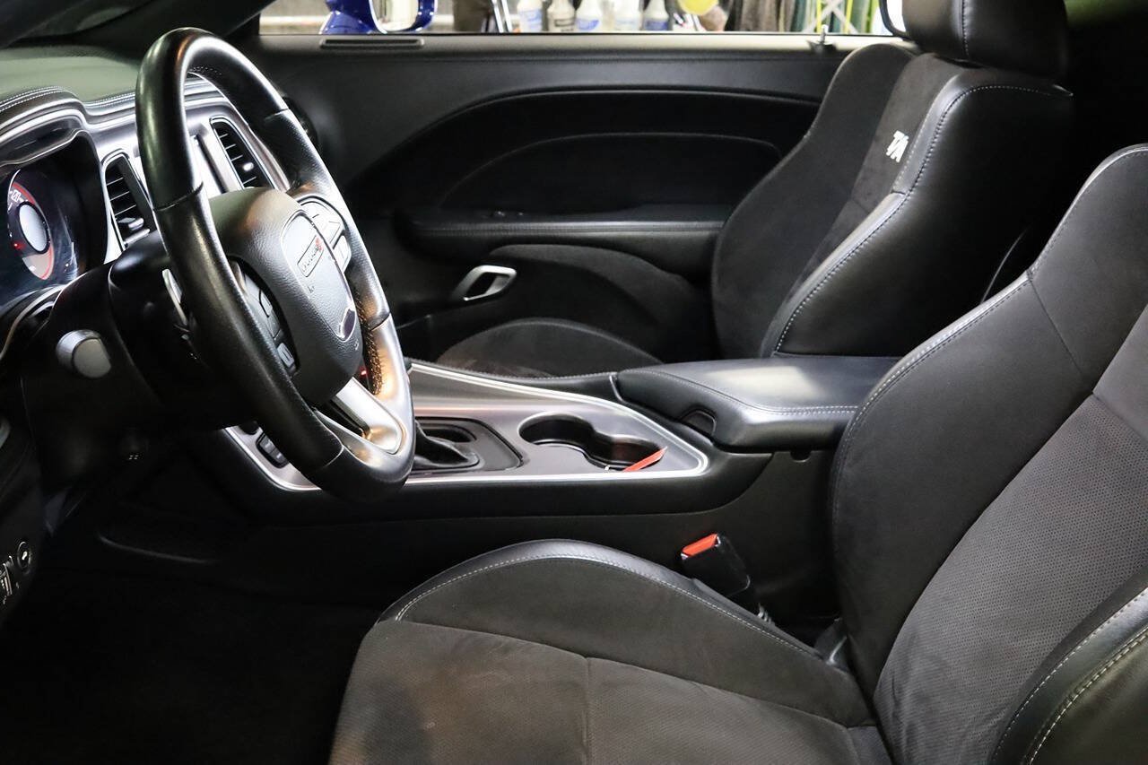 Used 2021 Dodge Challenger R/T Scat Pack w/ T/A Package RWD image 10