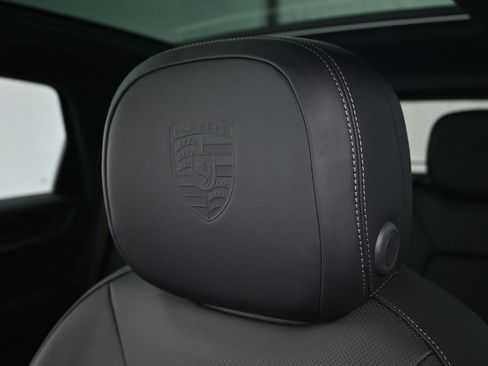 New 2026 Porsche Cayenne Turbo AWD/4WD image 20