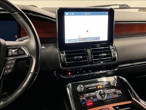 Used 2018 Lincoln Navigator Reserve w/ Technology Package image 7