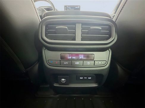 New 2025 Honda Pilot TrailSport image 29