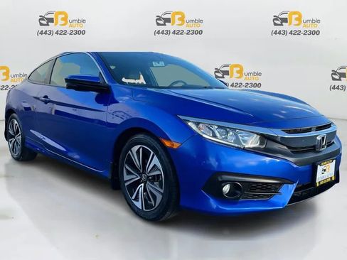 Used 2017 Honda Civic EX-T image 3