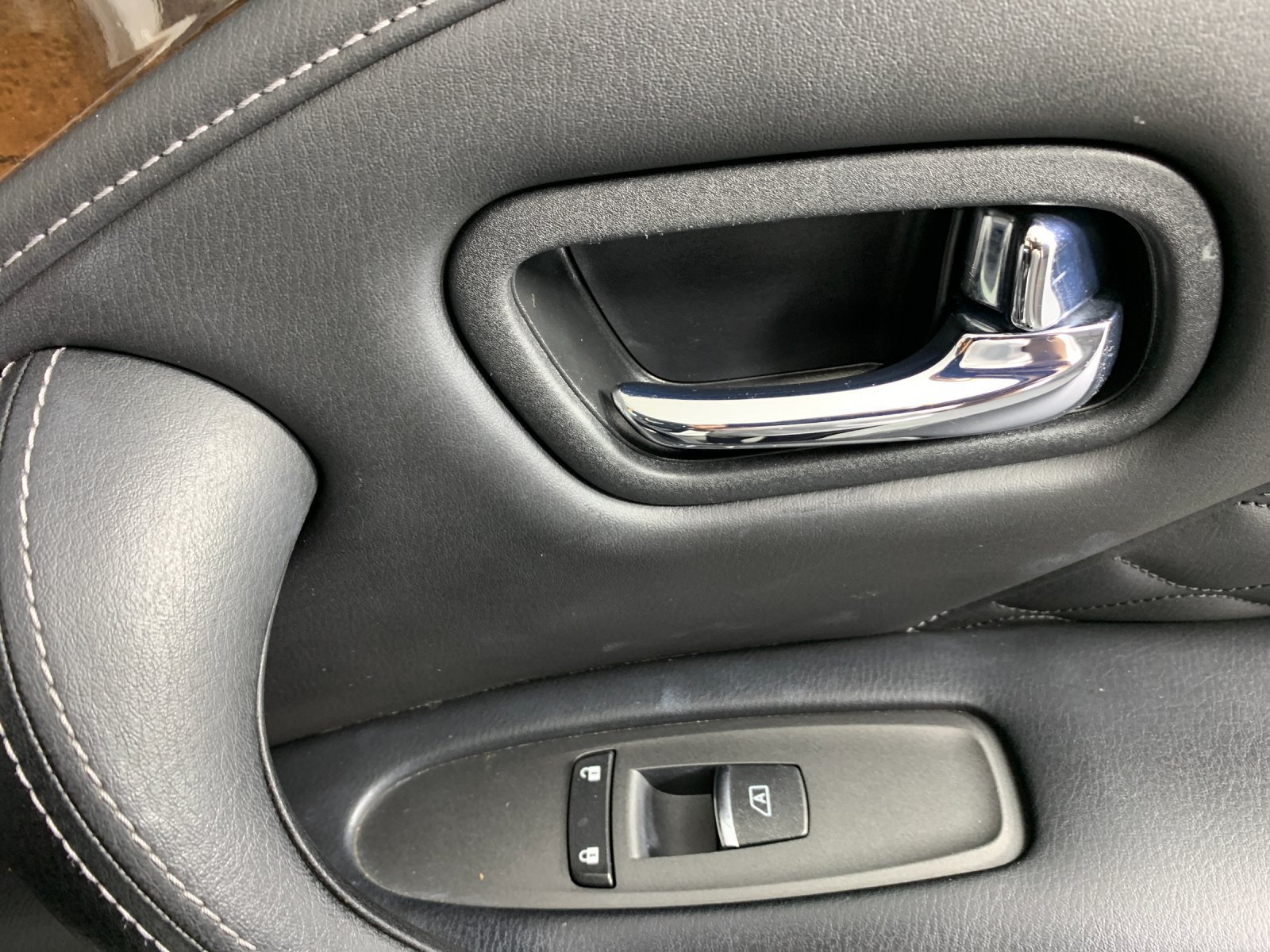 Used 2018 INFINITI QX80 4WD w/ Deluxe Technology Package image 38
