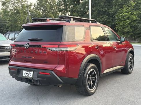 Used 2024 Nissan Pathfinder Rock Creek AWD/4WD image 3