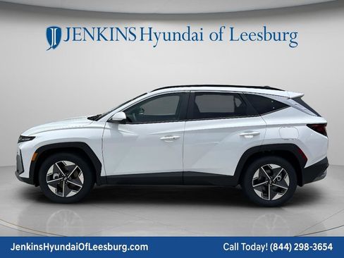 New 2026 Hyundai Tucson SEL FWD image 9