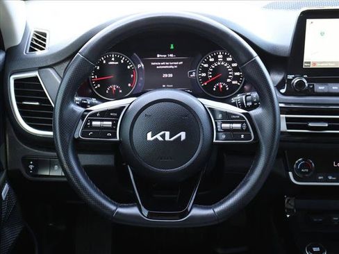 Used 2022 Kia Seltos SX AWD/4WD image 10