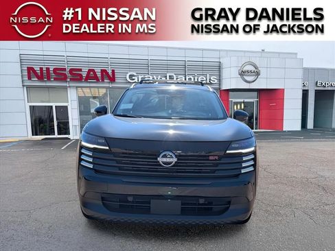New 2026 Nissan Kicks SR w/ Cold Weather Package FWD image 2