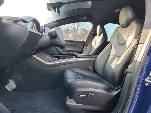 Used 2022 Tesla Model X image 13