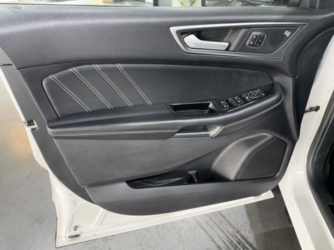 Used 2019 Ford Edge ST w/ Equipment Group 401A AWD/4WD image 21