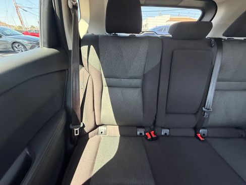Used 2025 Nissan Rogue SV FWD image 41