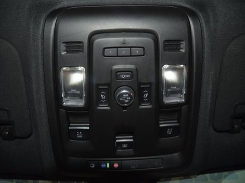 Used 2022 Chevrolet Tahoe Z71 w/ Luxury Package image 50