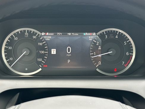Used 2023 Land Rover Discovery Sport SE R-Dynamic AWD/4WD image 24