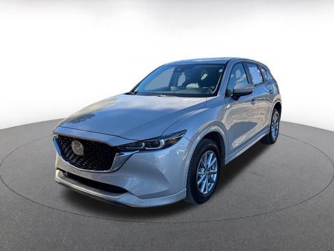 Used 2025 MAZDA CX-5 AWD 2.5 S w/ Preferred Package image 4