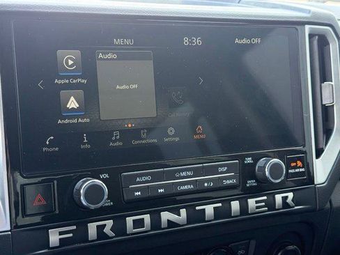 Used 2025 Nissan Frontier SV w/ SV Convenience Package RWD image 9