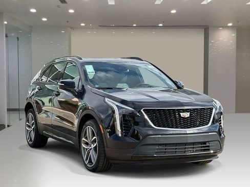 Certified 2023 Cadillac XT4 Sport w/ Cold Weather Package AWD/4WD image 6