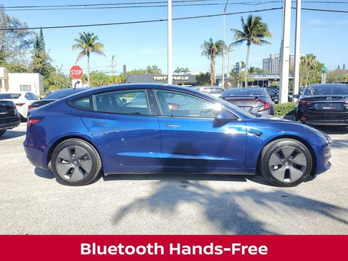 Used 2023 Tesla Model 3 Standard Range RWD image 7