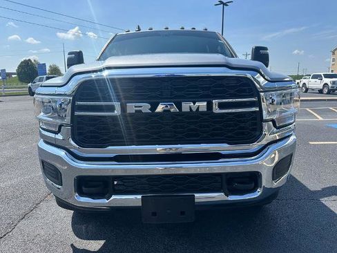 Used 2024 RAM 2500 Tradesman AWD/4WD image 3