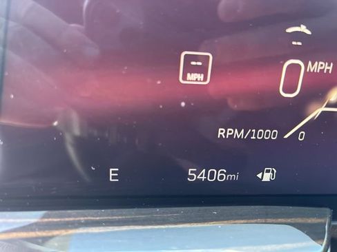 Used 2025 Cadillac Escalade ESV Premium Luxury w/ Touring Package image 7