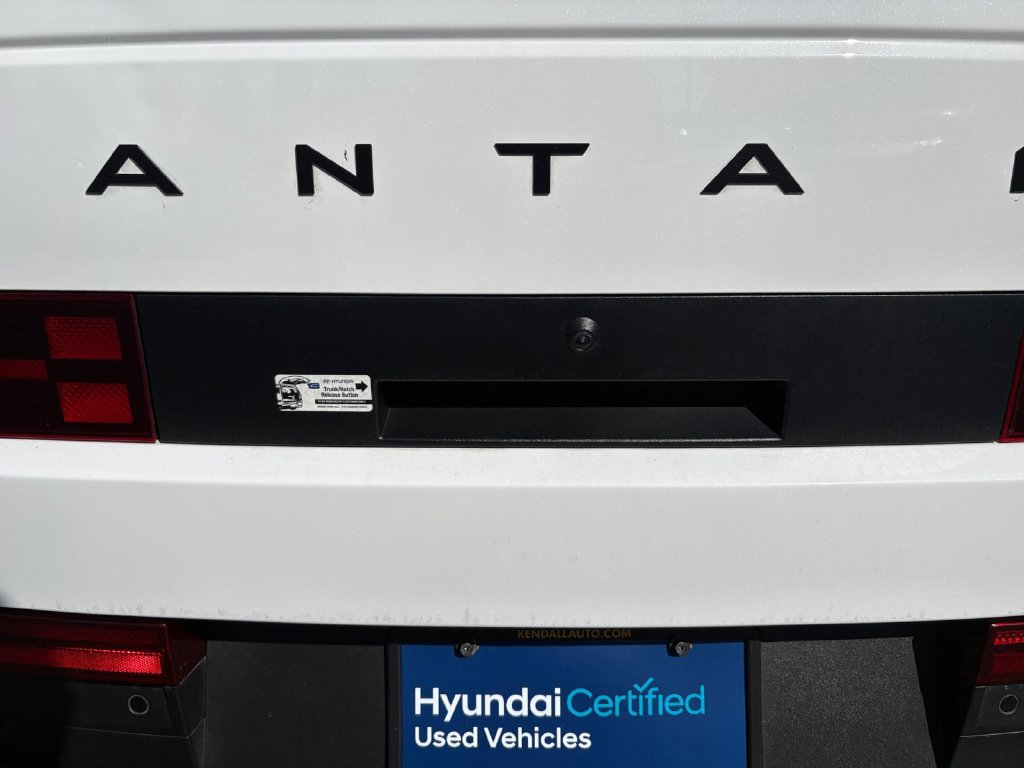 Used 2025 Hyundai Santa Fe XRT AWD/4WD image 16