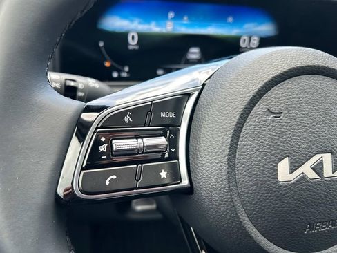 Used 2025 Kia Seltos EX w/ EX Sunroof Package image 19