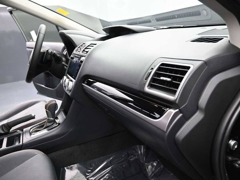Used 2017 Subaru Crosstrek 2.0i Limited AWD/4WD image 16