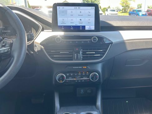 Used 2022 Ford Escape SE w/ Convenience Package AWD/4WD image 17