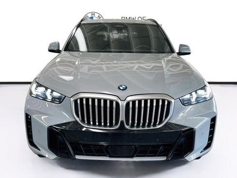 Certified 2024 BMW X5 xDrive40i w/ M Sport Package AWD/4WD image 2