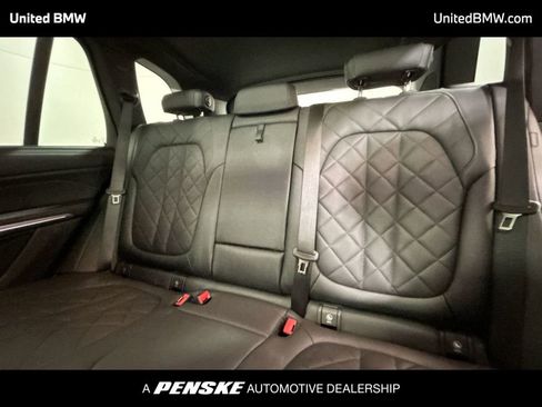 Used 2025 BMW X5 M60i image 21