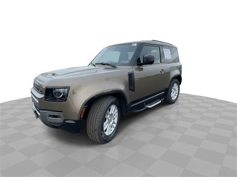 Used 2022 Land Rover Defender 90 X-Dynamic HSE image 4