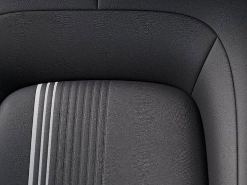 New 2025 Hyundai Venue Limited image 17