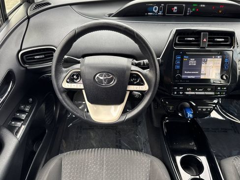 Used 2018 Toyota Prius Prime Plus FWD image 15
