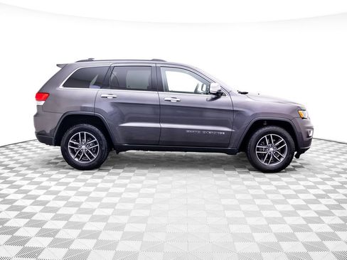 Used 2017 Jeep Grand Cherokee Limited AWD/4WD image 8