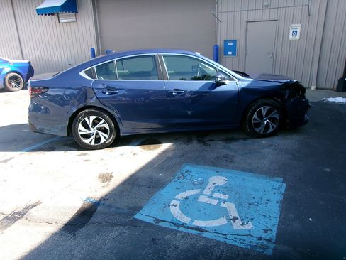 Used 2021 Subaru Legacy Premium AWD/4WD image 8
