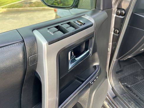 Used 2021 Toyota 4Runner Limited image 12