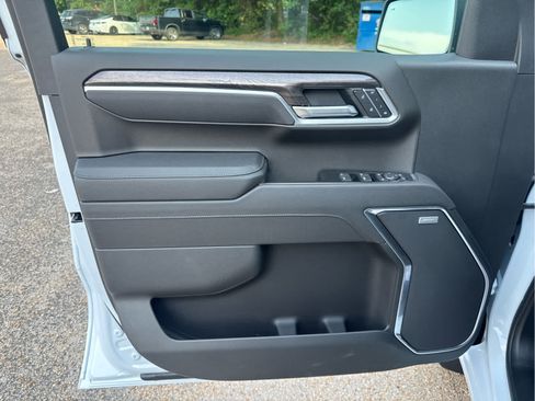 New 2026 Chevrolet Silverado 1500 LTZ w/ Technology Package AWD/4WD image 25