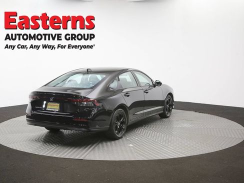 Used 2025 Honda Accord SE image 34