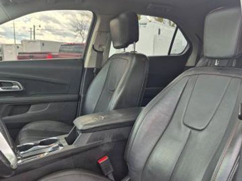 Used 2017 Chevrolet Equinox LT image 10