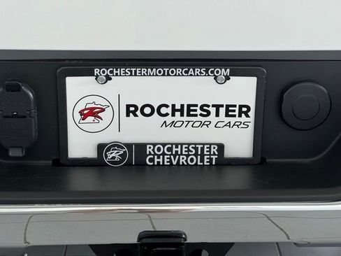 Used 2023 Chevrolet Silverado 1500 LT AWD/4WD image 36