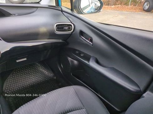 Used 2022 Toyota Prius Prime LE image 19