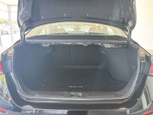 Used 2023 Nissan Sentra SV image 15