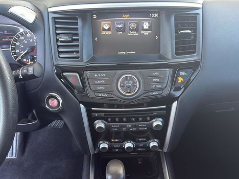 Used 2020 Nissan Pathfinder S image 23